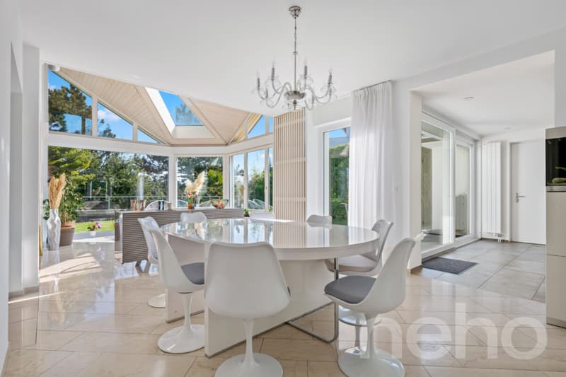 Exclusive villa with gallery, indoor pool, and garden idyll (5)