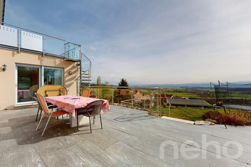 Passive house with studio, pool and open view (9)