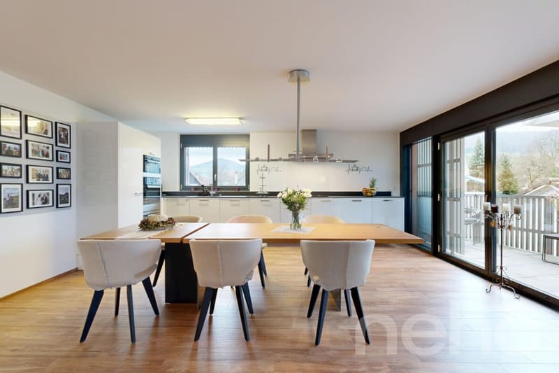 Appartement moderne et spacieux 4.5 pièces avec poêle suédois (2)