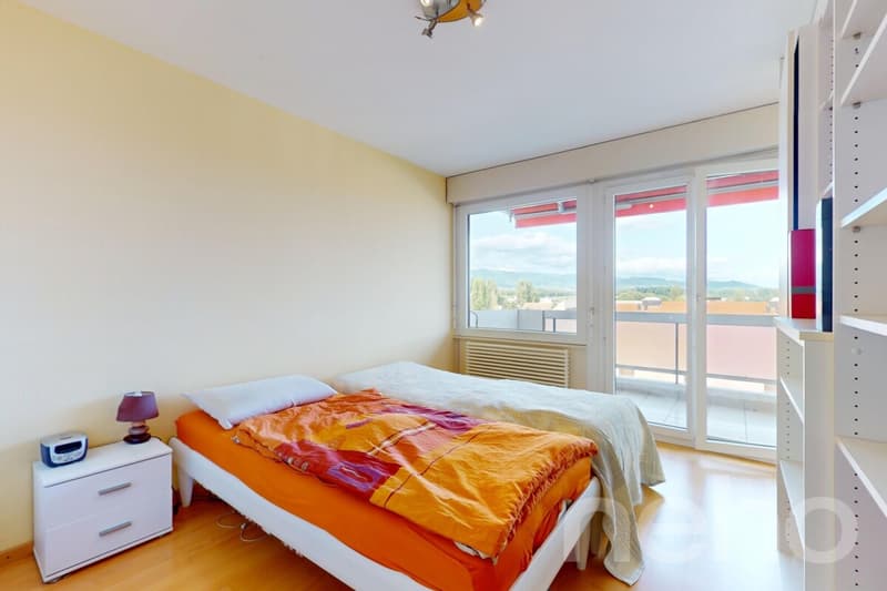 Gland, large 5.5 rooms, bright and comfortable near the lake (5)