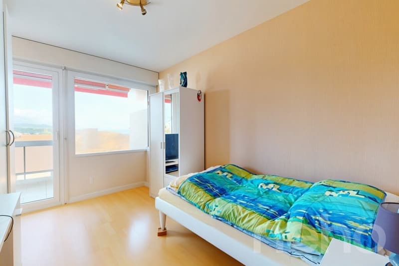 Gland, large 5.5 rooms, bright and comfortable near the lake (8)