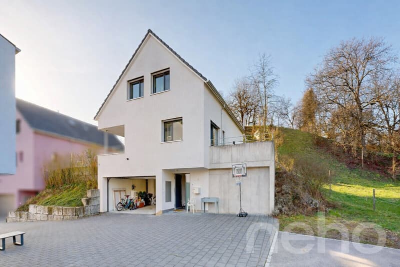 Single-family house with wellness area, garden and high-quality construction (3)