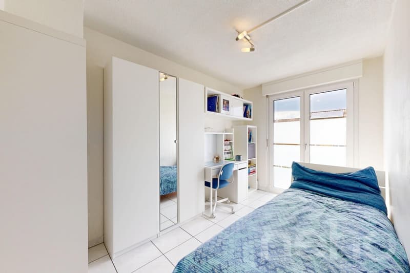 Beautiful semi-detached house with large terrace (11)