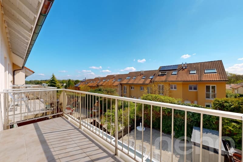 Beautiful semi-detached house with large terrace (2)