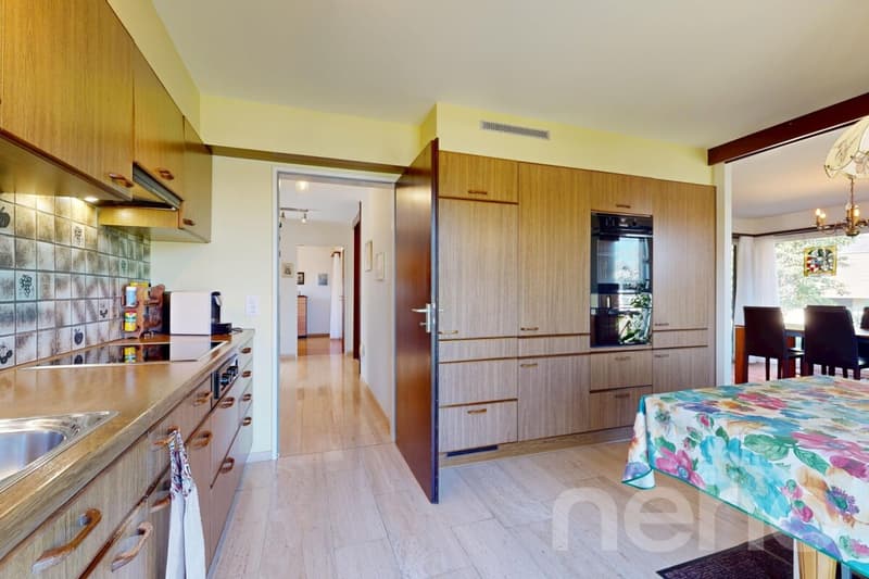 Spacious 6.5-room single-family house on the edge of the building zone (in building rights) (5)