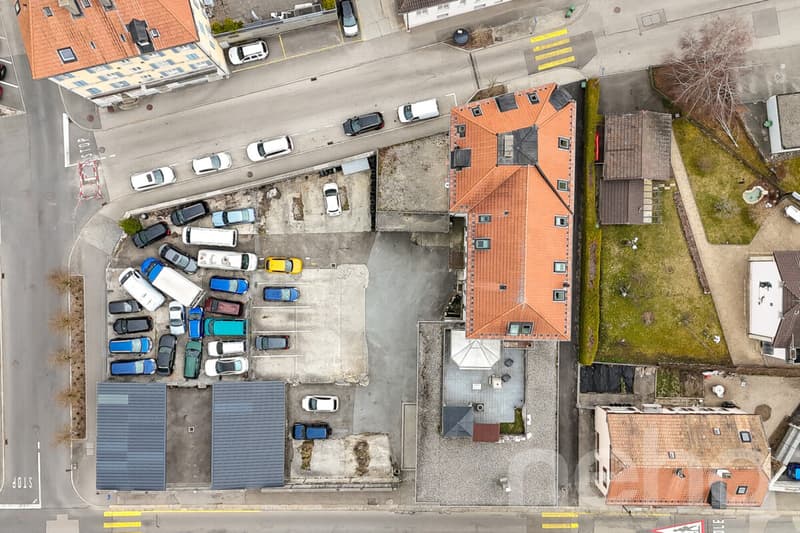 Building with excellent return, well maintained! (1)
