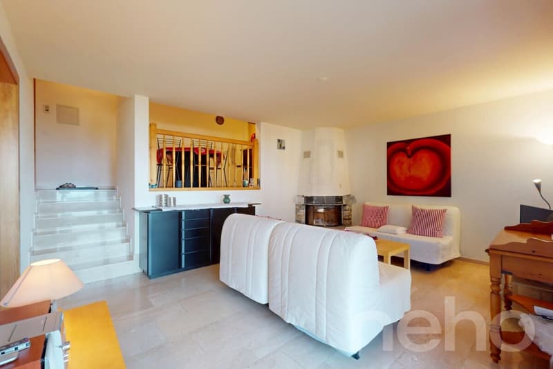Appartement 2,5 pièces en rez-de-jardin avec piscine intérieure (4)
