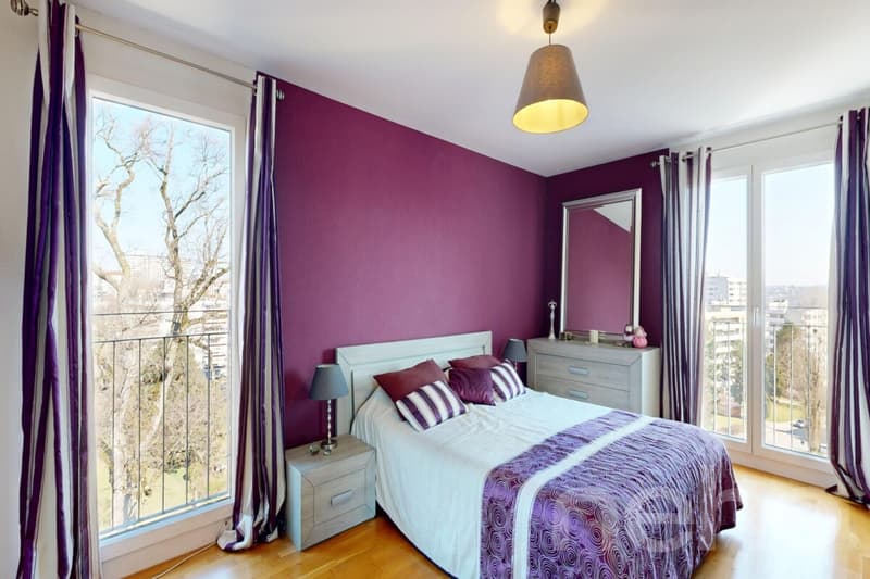 Rare in Villars sur Glâne: Bright top floor with large balcony (9)