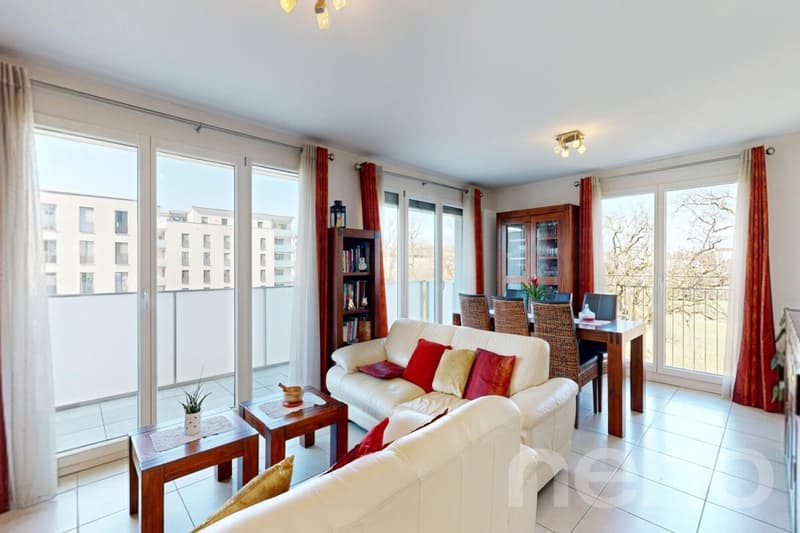 Rare in Villars sur Glâne: Bright top floor with large balcony (4)