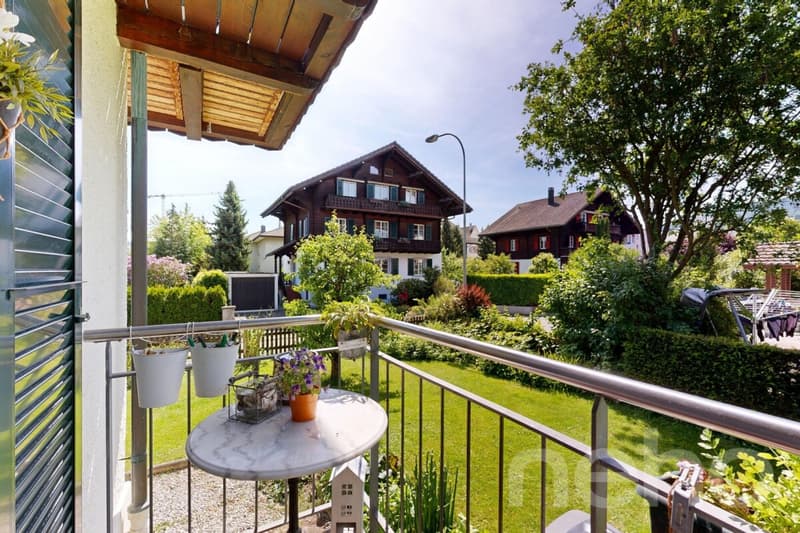 Charming property with 3 apartments and idyllic garden complex in a preferred location (9)