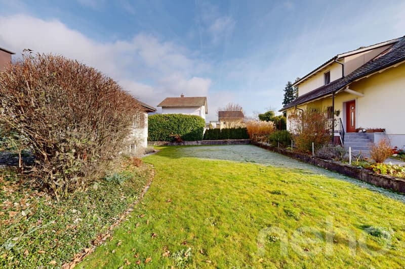 Family-friendly home with garden and double garage in Grenchen (4)