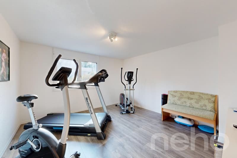 Family-friendly home with garden and double garage in Grenchen (10)