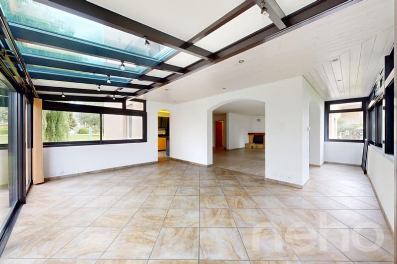 Large 4.5-room apartment on the ground floor (9)