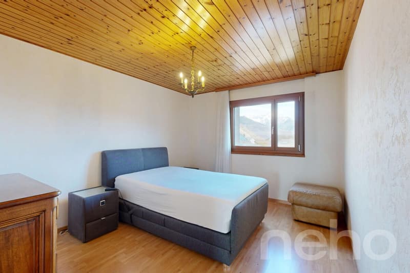 Exclusive: Bright 3-bedroom crossing apartment (11)
