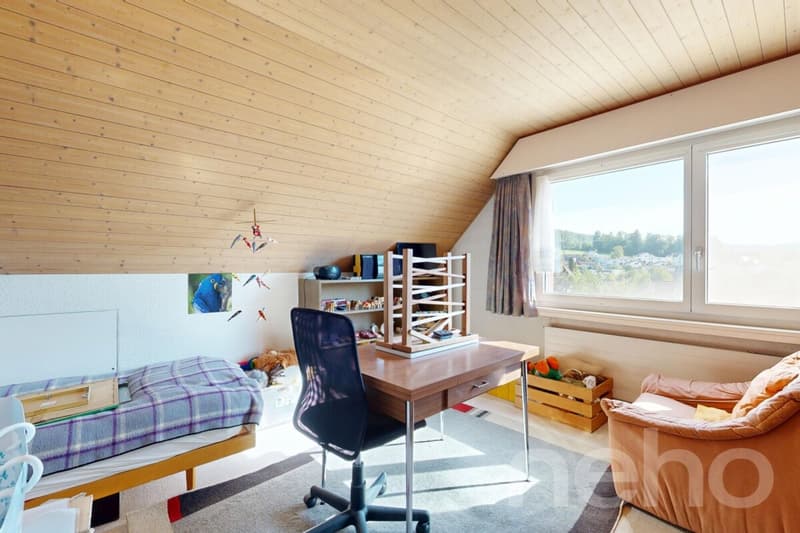 Gepflegtes 6-Zimmer-Einfamilienhaus mit Wintergarten und Solaranlage (8)