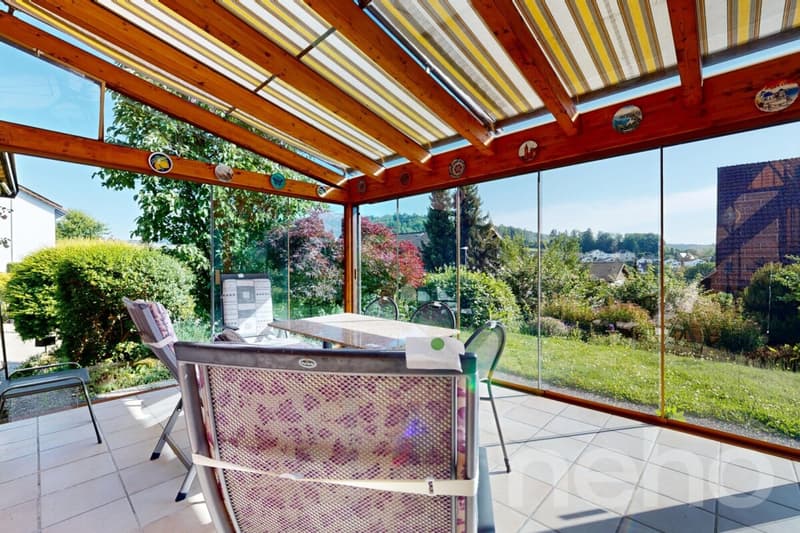 Gepflegtes 6-Zimmer-Einfamilienhaus mit Wintergarten und Solaranlage (11)