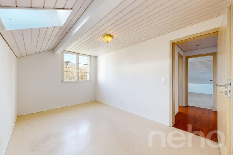 Maison unifamiliale spacieuse avec jardin au centre (9)