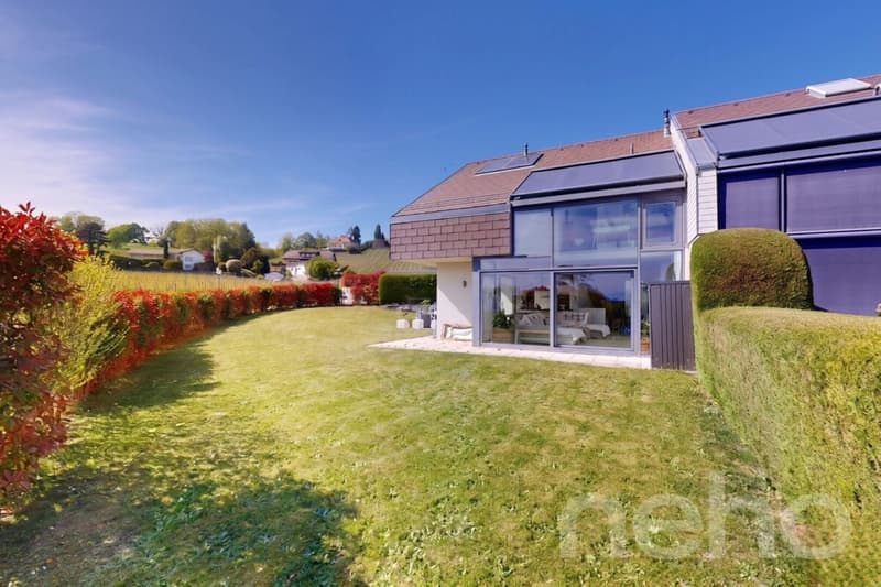 Contemporary house with exceptional volumes and lake and Alpine views (3)
