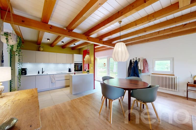 Renovated 1640 Farmhouse: 2 Apartments + Huge Barn with Great Potential (8)
