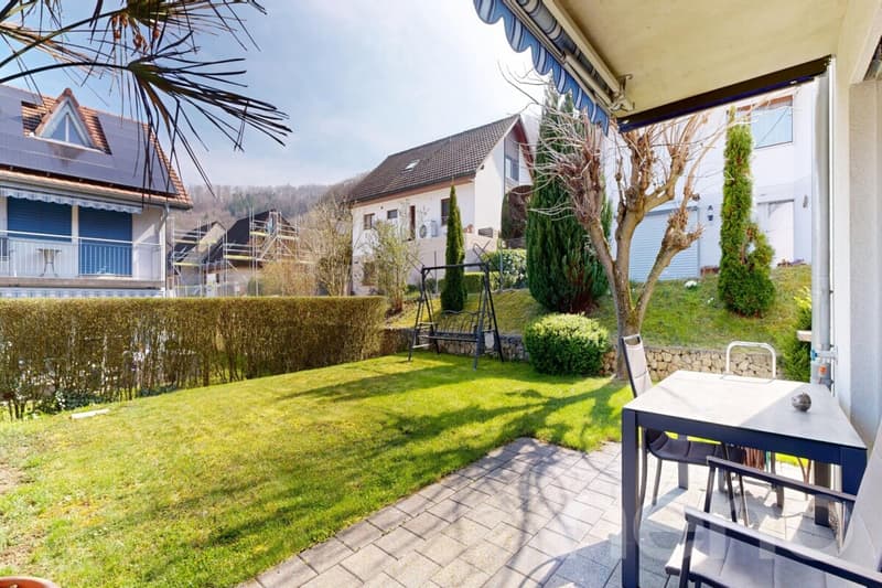 Attractive 5.5-room semi-detached house in a family-friendly location (4)