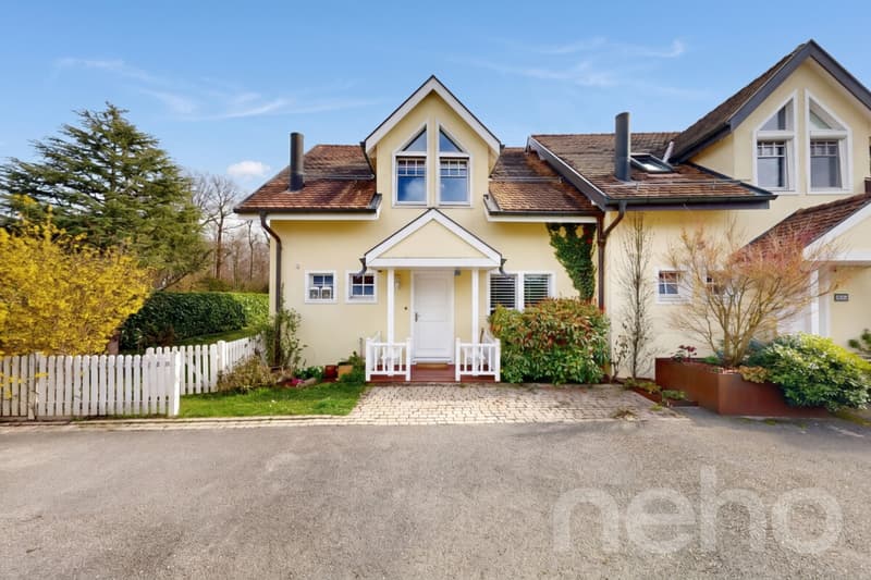 Prächtiges Haus mit Garten in den Golfresidenzen (1)