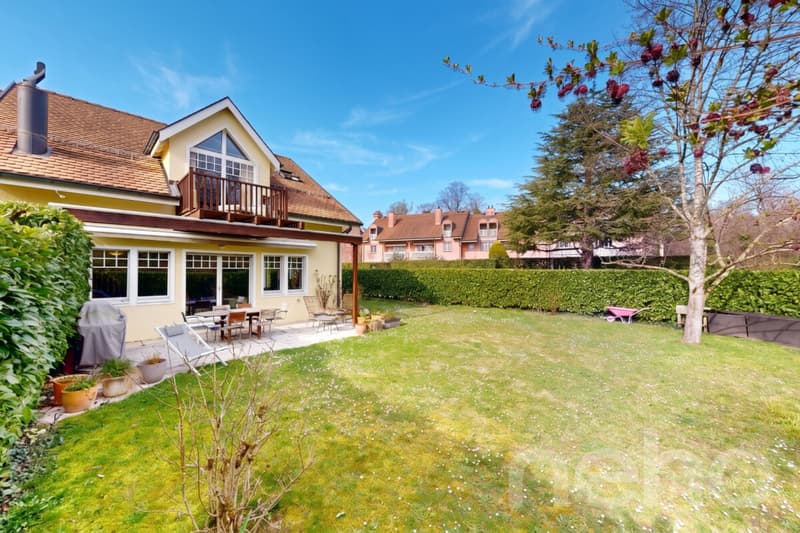 Prächtiges Haus mit Garten in den Golfresidenzen (3)