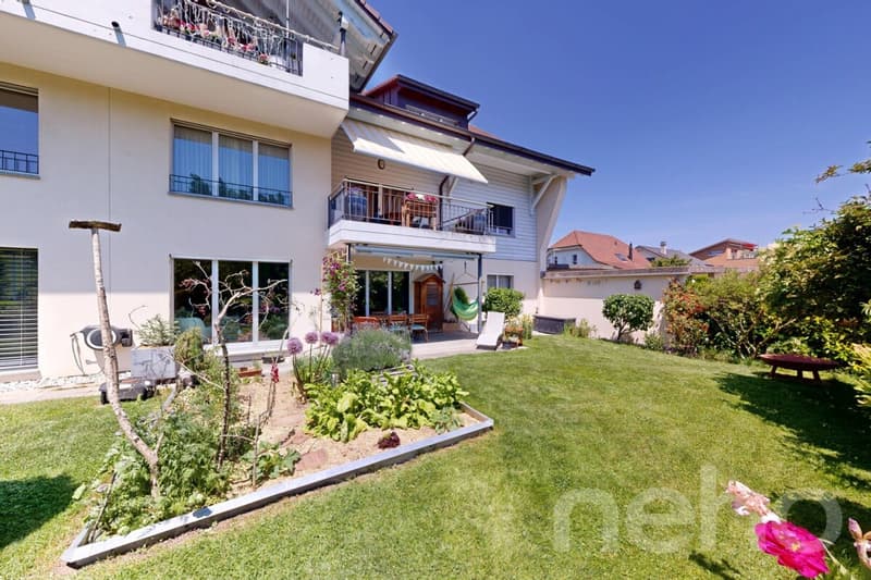 Family apartment with large private garden (10)