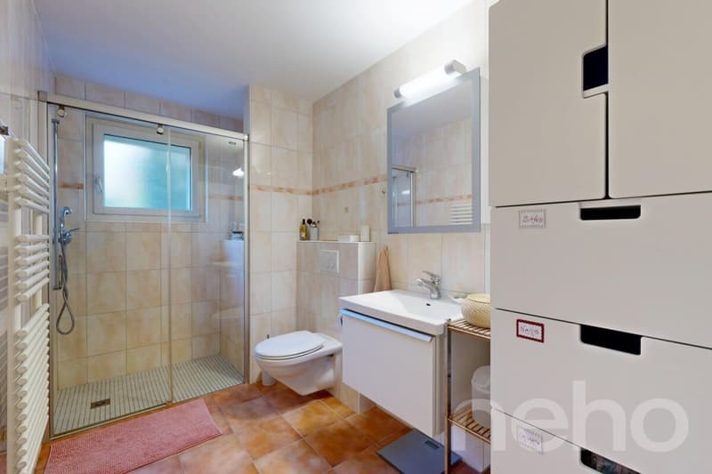 Family apartment with large private garden (8)