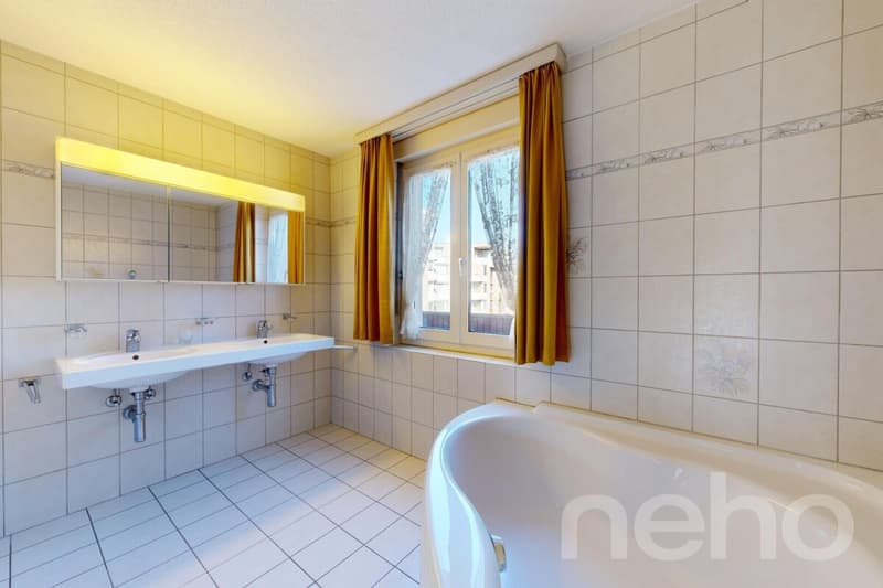 Appartement 4.5 pièces avec terrasse, jardin d'hiver et garage (9)