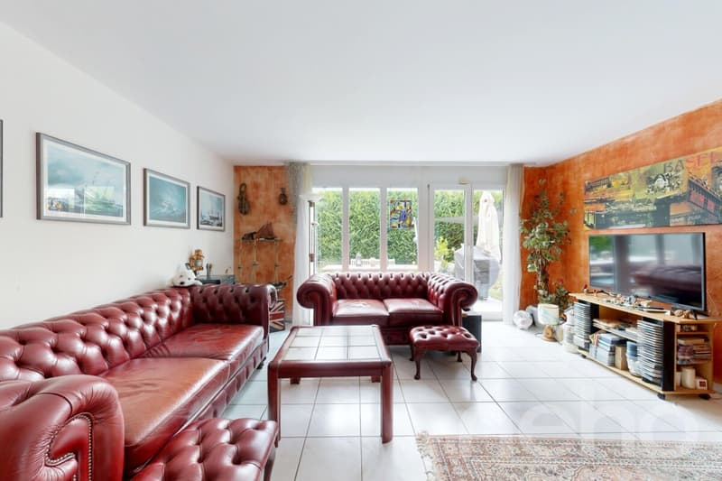 Geräumiges 5-Zimmer Doppeleinfamilienhaus an bevorzugter Wohnlage (2)