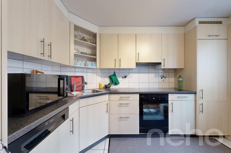 Geräumiges 5-Zimmer Doppeleinfamilienhaus an bevorzugter Wohnlage (3)
