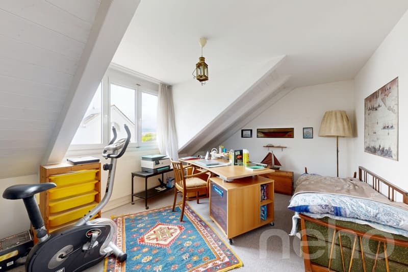 Geräumiges 5-Zimmer Doppeleinfamilienhaus an bevorzugter Wohnlage (10)