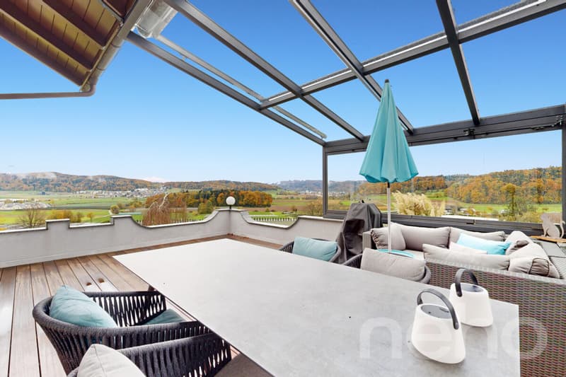 Breathtaking Panorama: Exclusive 5.5-Room Single-Family Home with Pool (1)