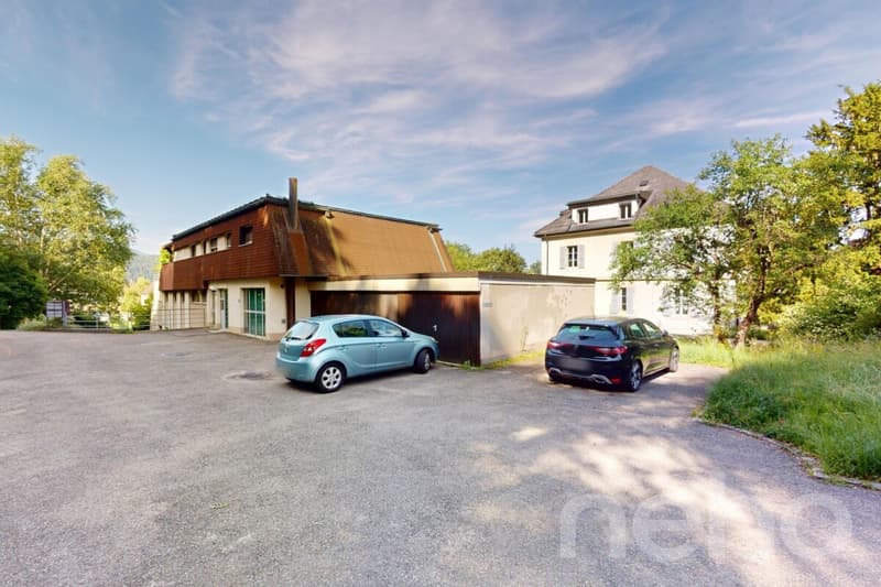 Superbe 4,5 pièces avec jardin, vue montagne et garage (2)
