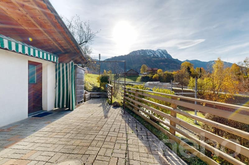 Esclusivo: Chalet di 2.5 locali con giardino (9)