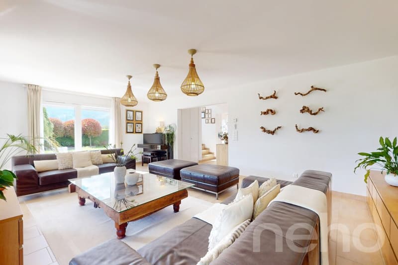 Traumhaus mit Ausstattung in Aigle mit Blick und großem Garten (7)