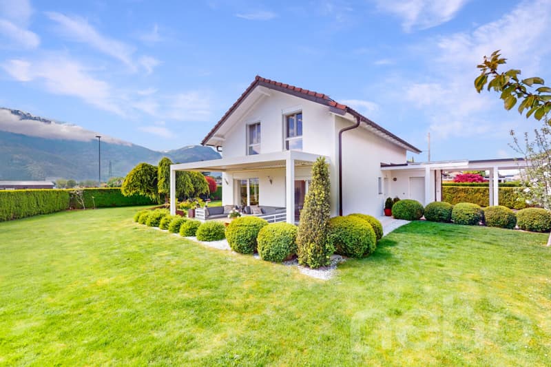 Traumhaus mit Ausstattung in Aigle mit Blick und großem Garten (3)