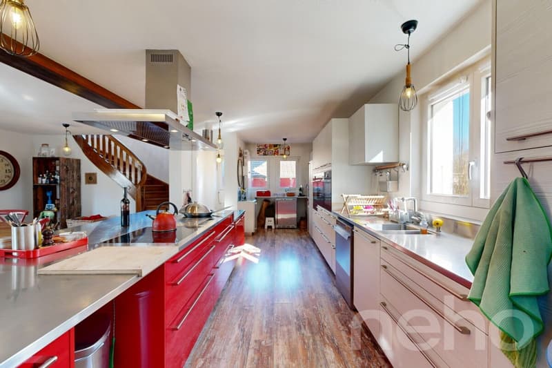 Charrat - Villa mit 7 Zimmern und Studio im Dachgeschoss (4)