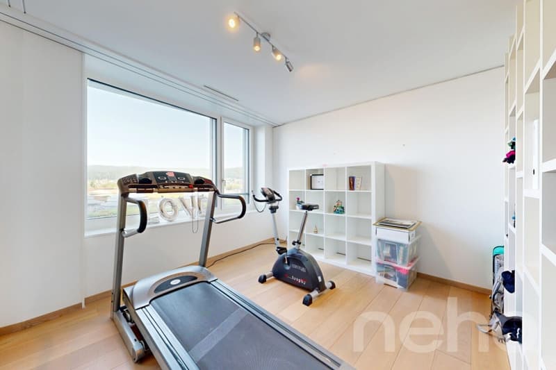 4.5 room apartment in the Limmattower with a far-reaching view (10)