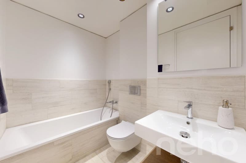 4.5 room apartment in the Limmattower with a far-reaching view (8)