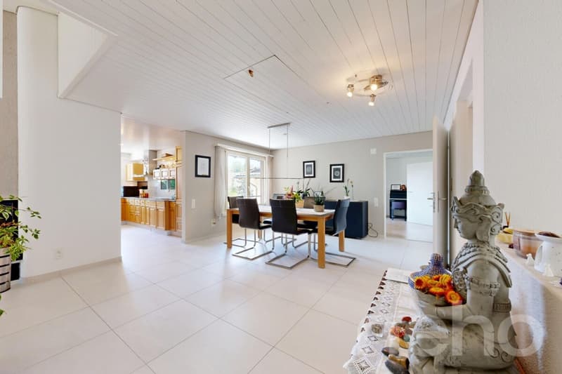 Exceptional 6.5-room semi-detached house (5)