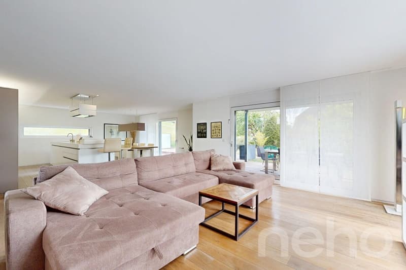 Unique Opportunity: High-Quality 6.5-Room Single-Family Home (2)