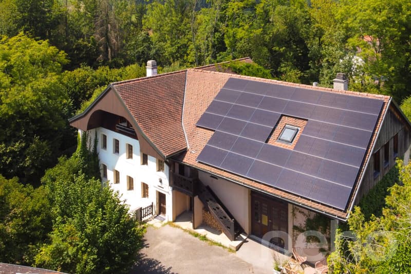 Beautiful atypical house, full of charm and authenticity (12)