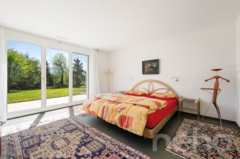 Living without neighbors? Single-family house with unique freedom (8)