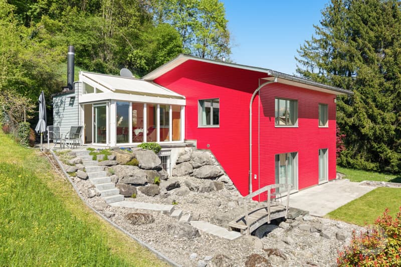 Living without neighbors? Single-family house with unique freedom (1)