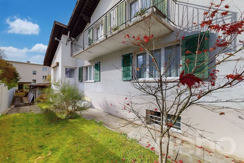 Casa familiare con appartamento in mansarda, laboratorio e fienile (4)