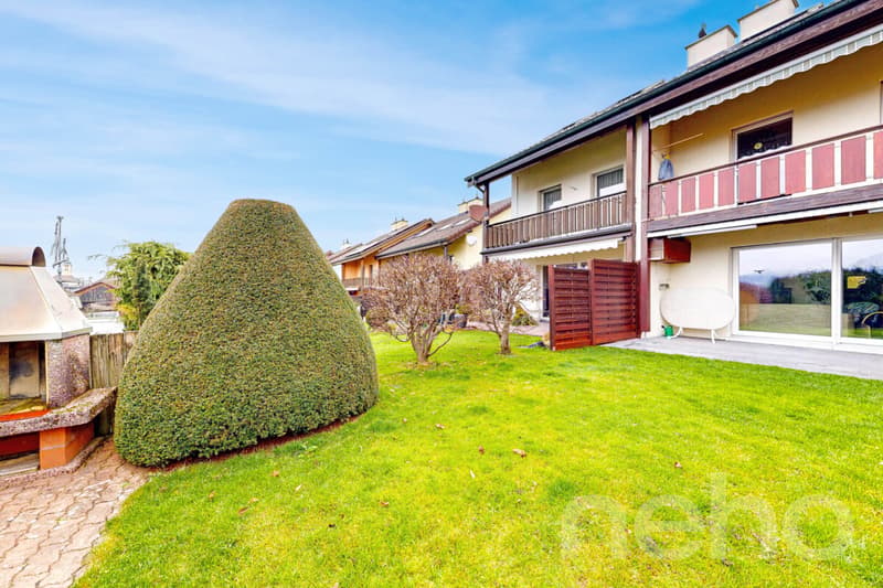 Charming 4.5-room row house with converted attic (9)