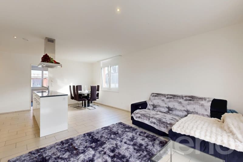Moderne 3.5-Zimmer-Gartenwohnung mit 184 m² Garten und Sitzplatz (2)