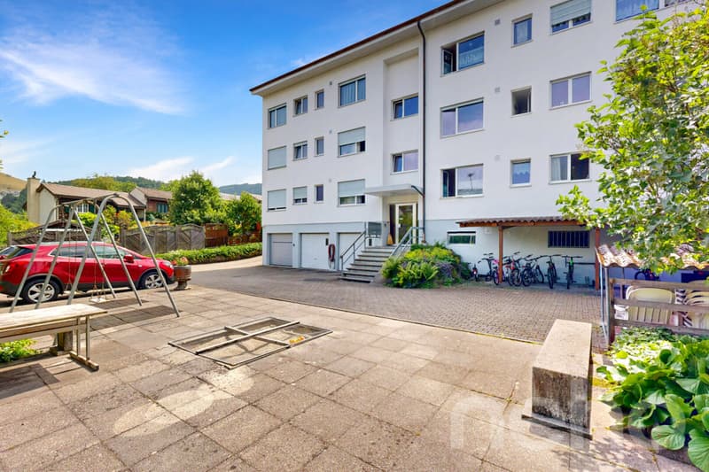 Gepflegte 4.5-Zimmerwohnung mit Garagenbox (im Baurecht) (10)