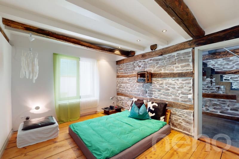 Einzigartiges Bijou mit modernem Wohnkomfort und grosser Terrasse (7)